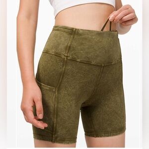 NWT Lululemon Fast and Free Short 6" Ice Dye *Non Reflective in Ice Wash Moss